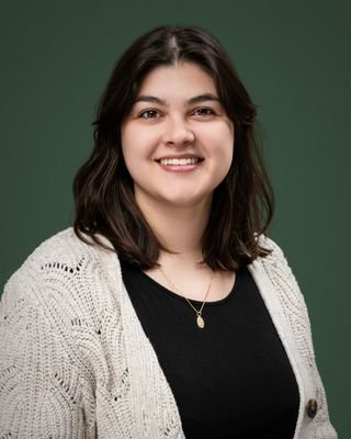 Emily Ouellette profile image